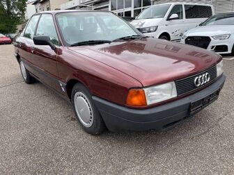 Fahrzeug AUDI 80 undefined