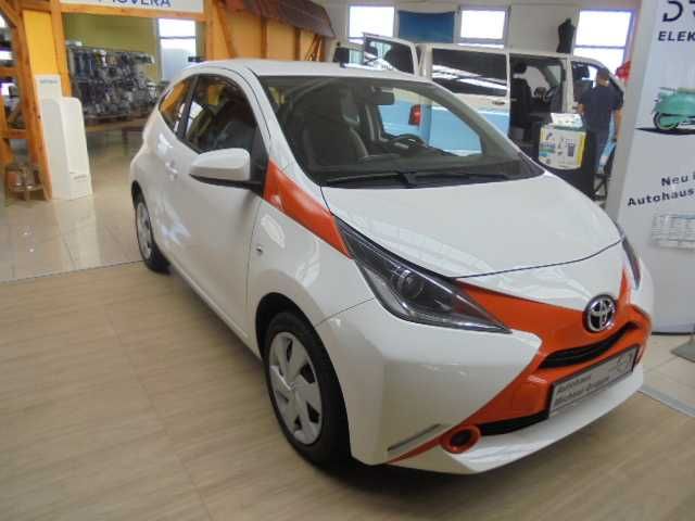 Toyota Aygo x-shift x-play