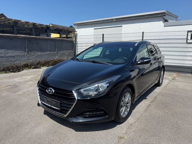 Hyundai i40 cw blue Trend - Automatik AHK 1500kg