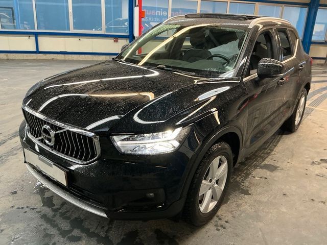 Volvo XC40 2.0 T4 Inscription 2WD