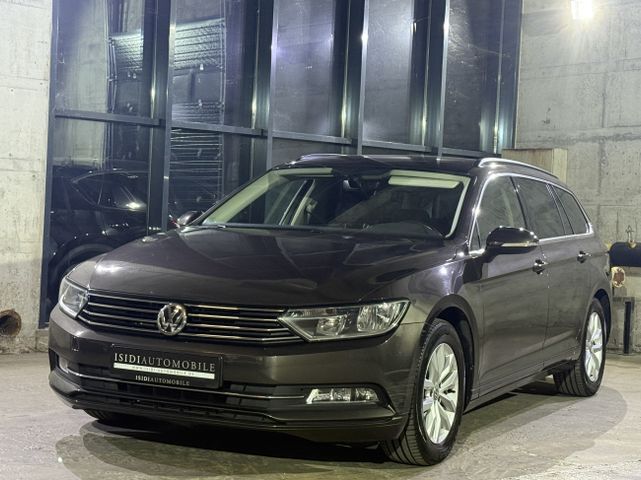 VW Passat Comfortline Navi Sitzheizung PDC ACC AHK