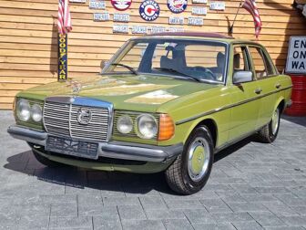 Fahrzeug MERCEDES-BENZ 200 undefined