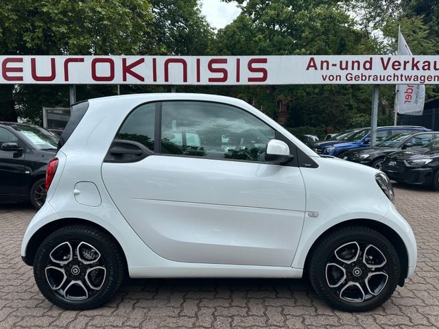 Smart fortwo 66kW DCT prime*PANO*NAVI*SHZ*LEDER*KAM