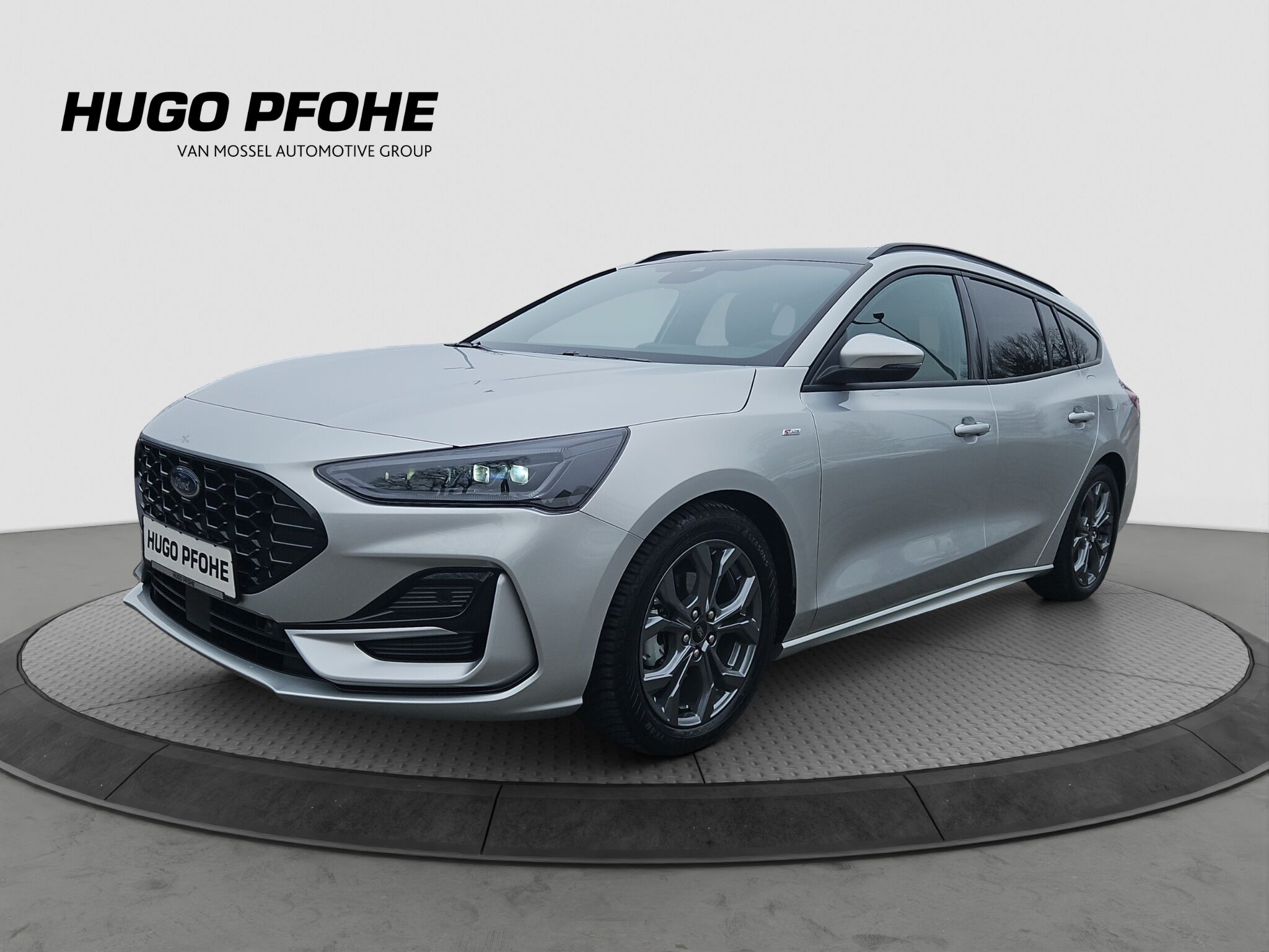 Ford Focus ST-Line Turnier AUT AHK PANO MATRIX WI-PKT