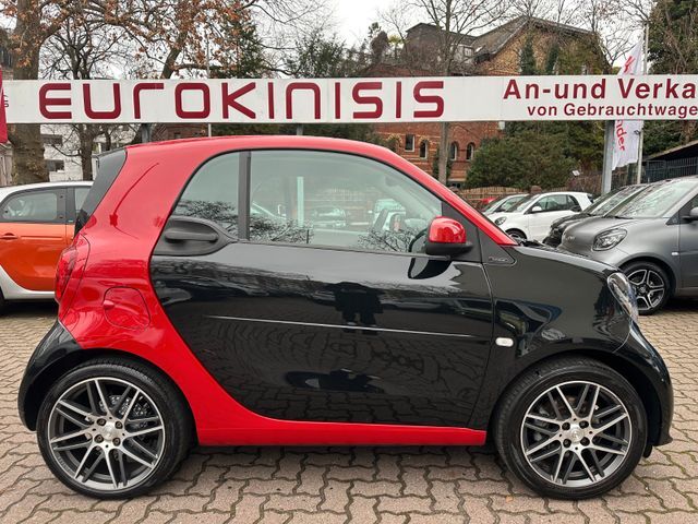 Smart fortwo BRABUS Xcl DCT*LEDER*NAVI*SHZ*JBL*PTS*KAM