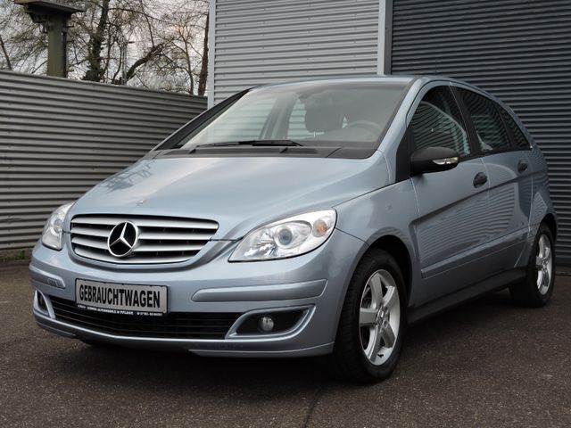 Mercedes-Benz B 170 AUTOMATIK NAVI SITZHEIZUNG HU+KD neu