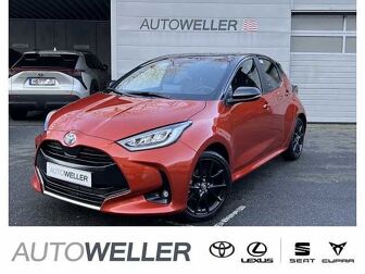 Fahrzeug TOYOTA Yaris undefined