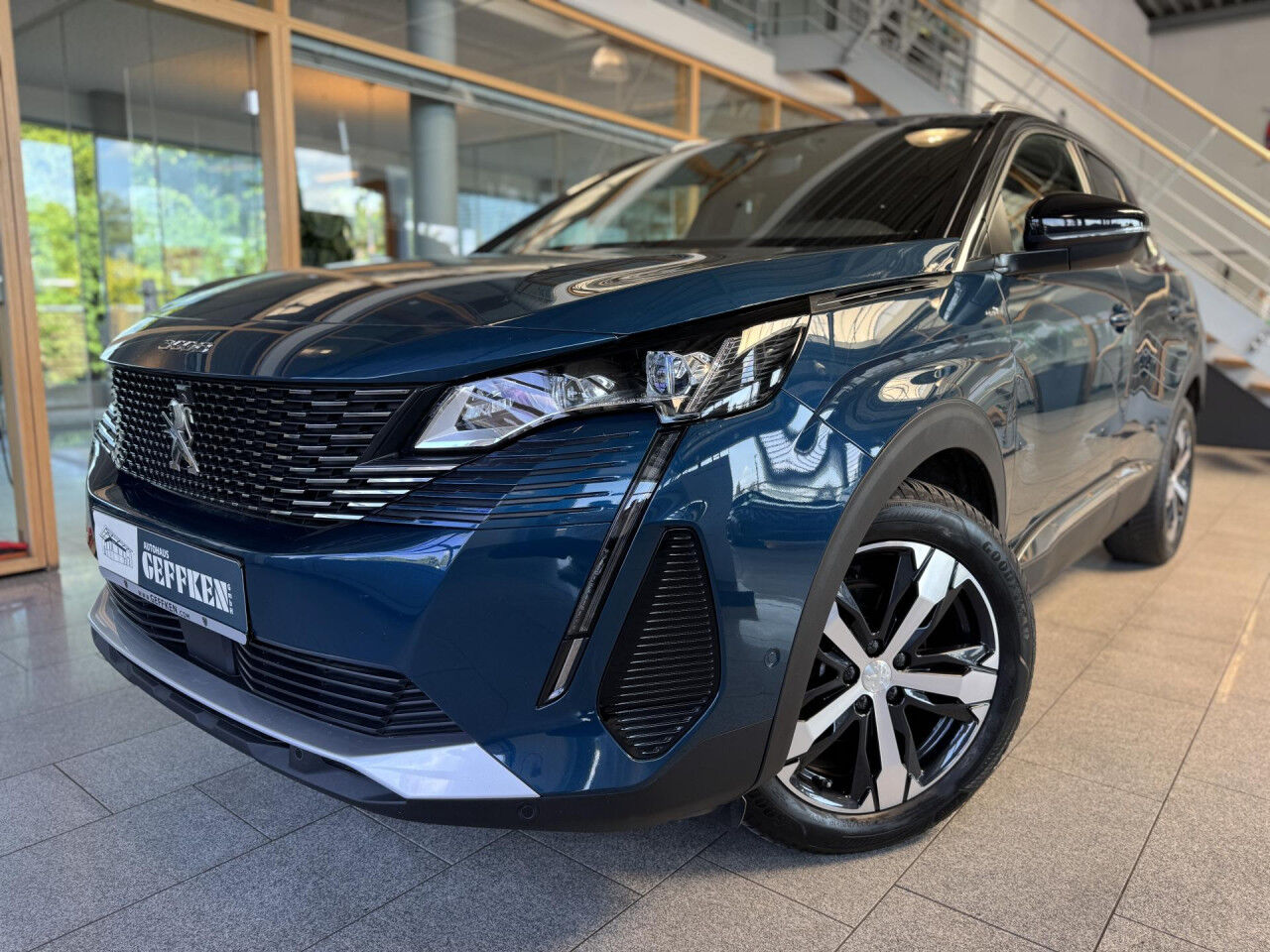 Peugeot 3008 PureTech 130 GPF EAT8 GT, 360, ACC, Massage