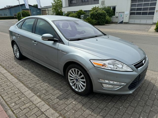 Ford Mondeo Lim. Ambiente* Navi*Ahk*Pdc*FETPREIS