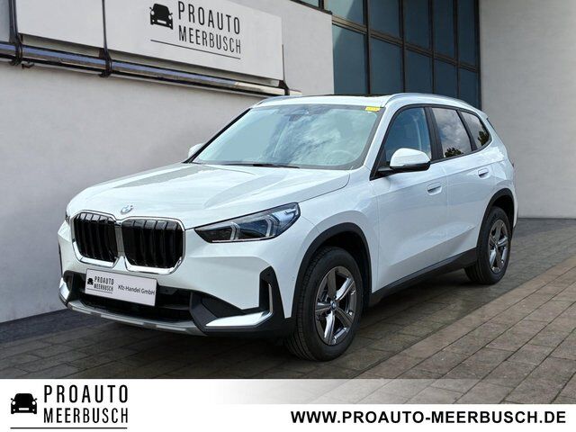 BMW X1 20i sDrive PANO/ADAPTLED/PREMIUM/NAVI/DAB/HIFI