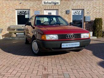 Fahrzeug AUDI 80 undefined