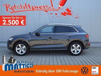 Fahrzeug AUDI Q5 undefined