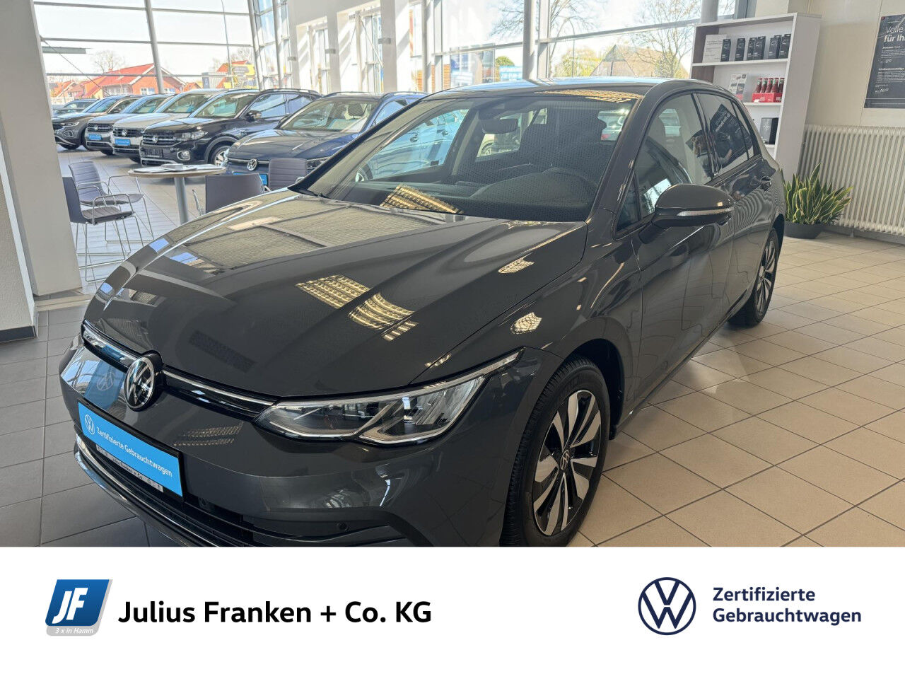 VW Golf 2.0 TDI MOVE NAVI KAMERA ACC DIGI LM AHK AM