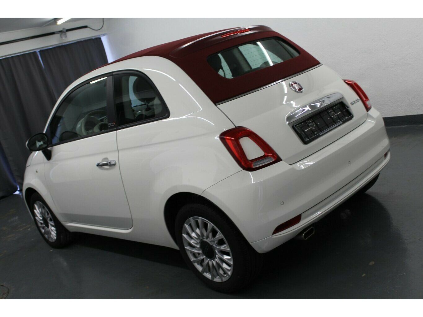 FIAT 500C 1.0 Lounge Navi+TFT+Klima+PDC!