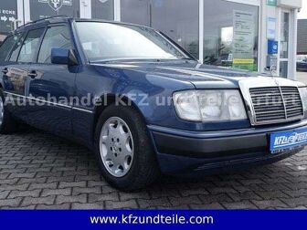 Fahrzeug MERCEDES-BENZ 300 undefined