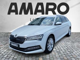 Fahrzeug SKODA Superb undefined