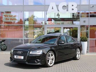 Fahrzeug AUDI A8 undefined
